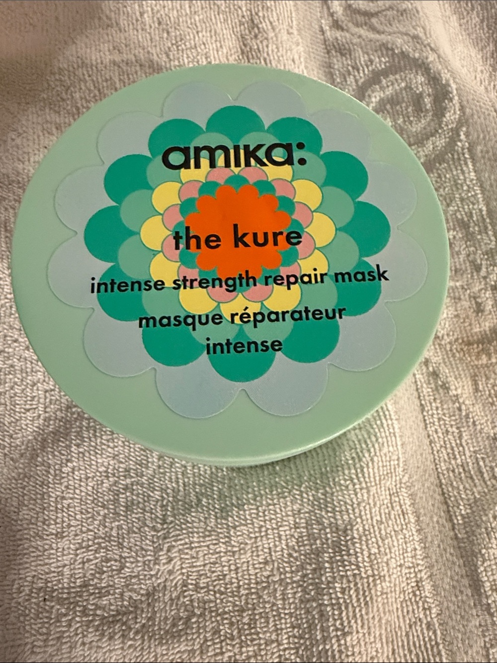 New Amika the kure intense strength Repair Hair Mask